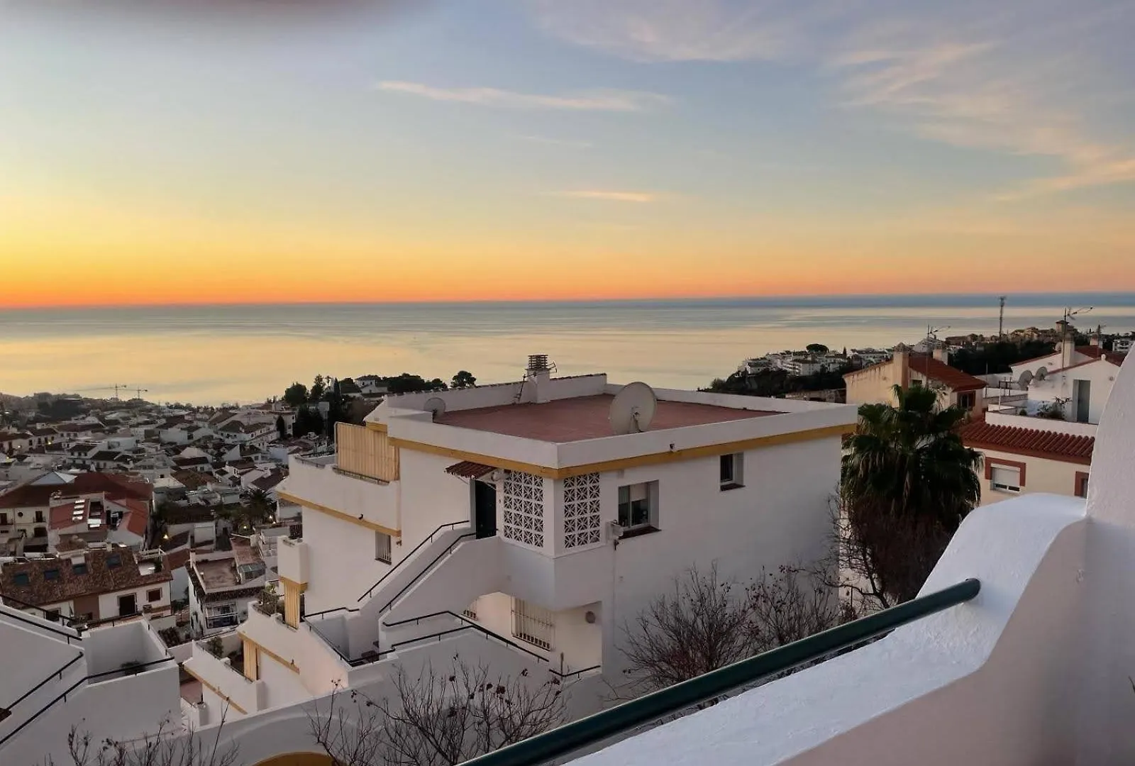 Stunning Penthouse With Sea Views,Solarium,Pool & Parking Apartment Benalmadena Spain